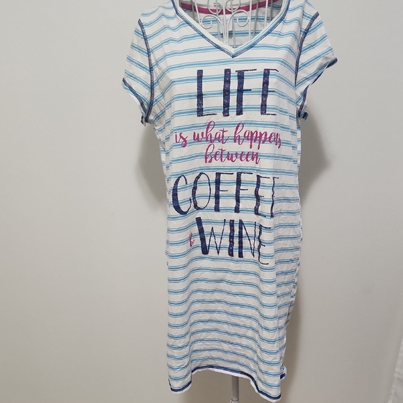 2 Nightgowns - Picture 1 of 4